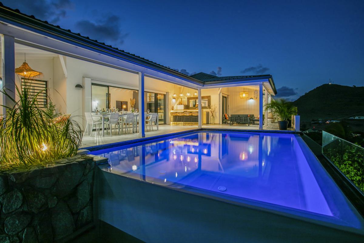A louer villa vue mer Mont Vernont Saint Martin_ Pisicne Nuit - 32